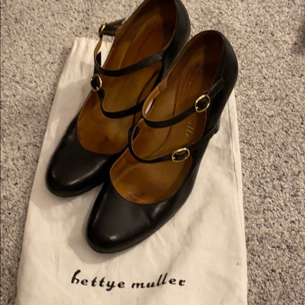 Bettye Muller pumps size 39
